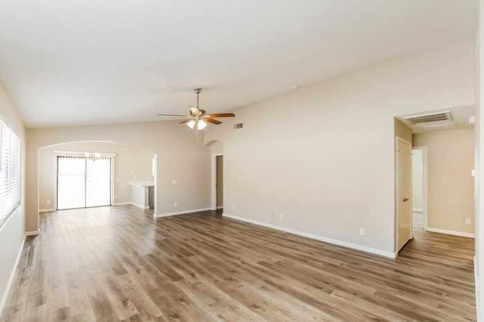 25698 W St Kateri Dr - Photo 3 of 20