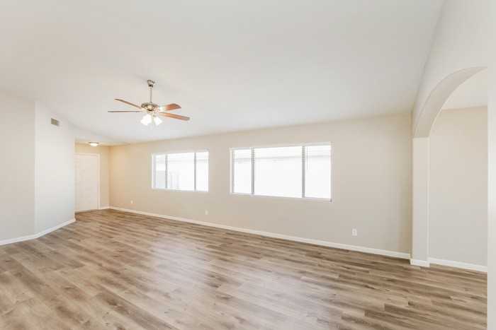 25698 W St Kateri Dr - Photo 5 of 20
