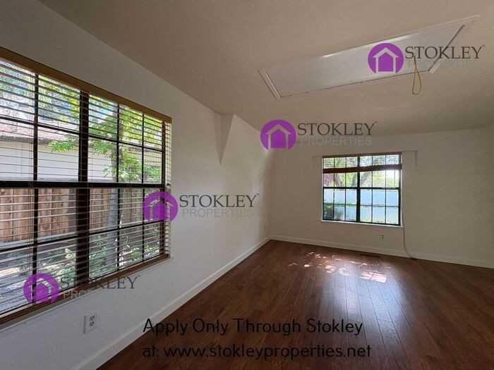 1484 Cortez Ct - Photo 7 of 47