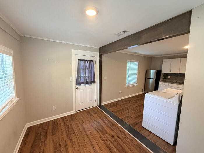 10 Rockmart Dr Nw #1 - Photo 5 of 12