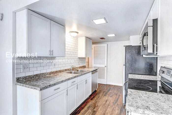 14522 E 13th Ave - Photo 2 of 23