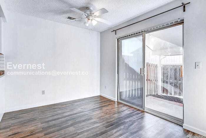 14522 E 13th Ave - Photo 7 of 23