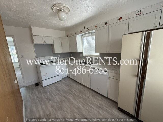 2348 E Kensington Ave - Photo 5 of 17