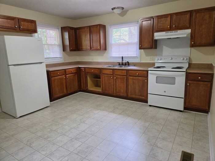 5897 Columbine Rd - Photo 5 of 12
