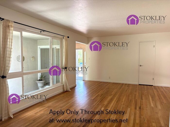 664 Sherree Dr - Photo 2 of 12