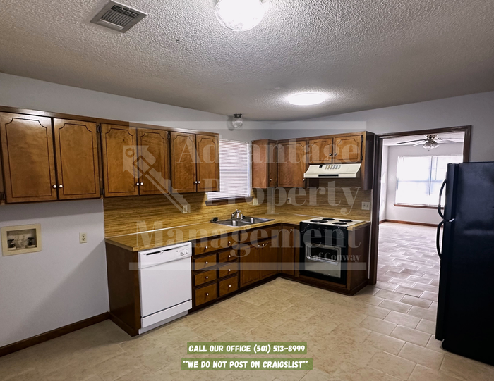 2085 Keathley Dr #B1 - Photo 3 of 7