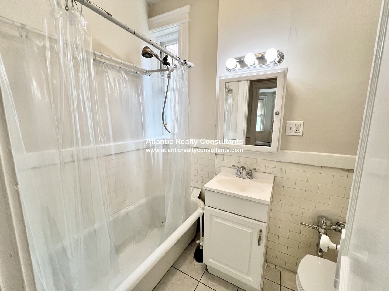 1840 Commonwealth Ave #17 - Photo 7 of 12