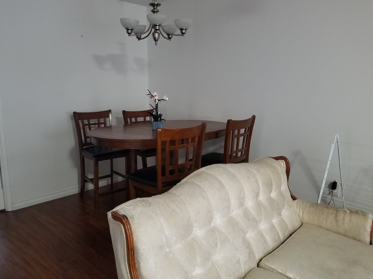 4356 Vipond Place - Photo 7 of 10