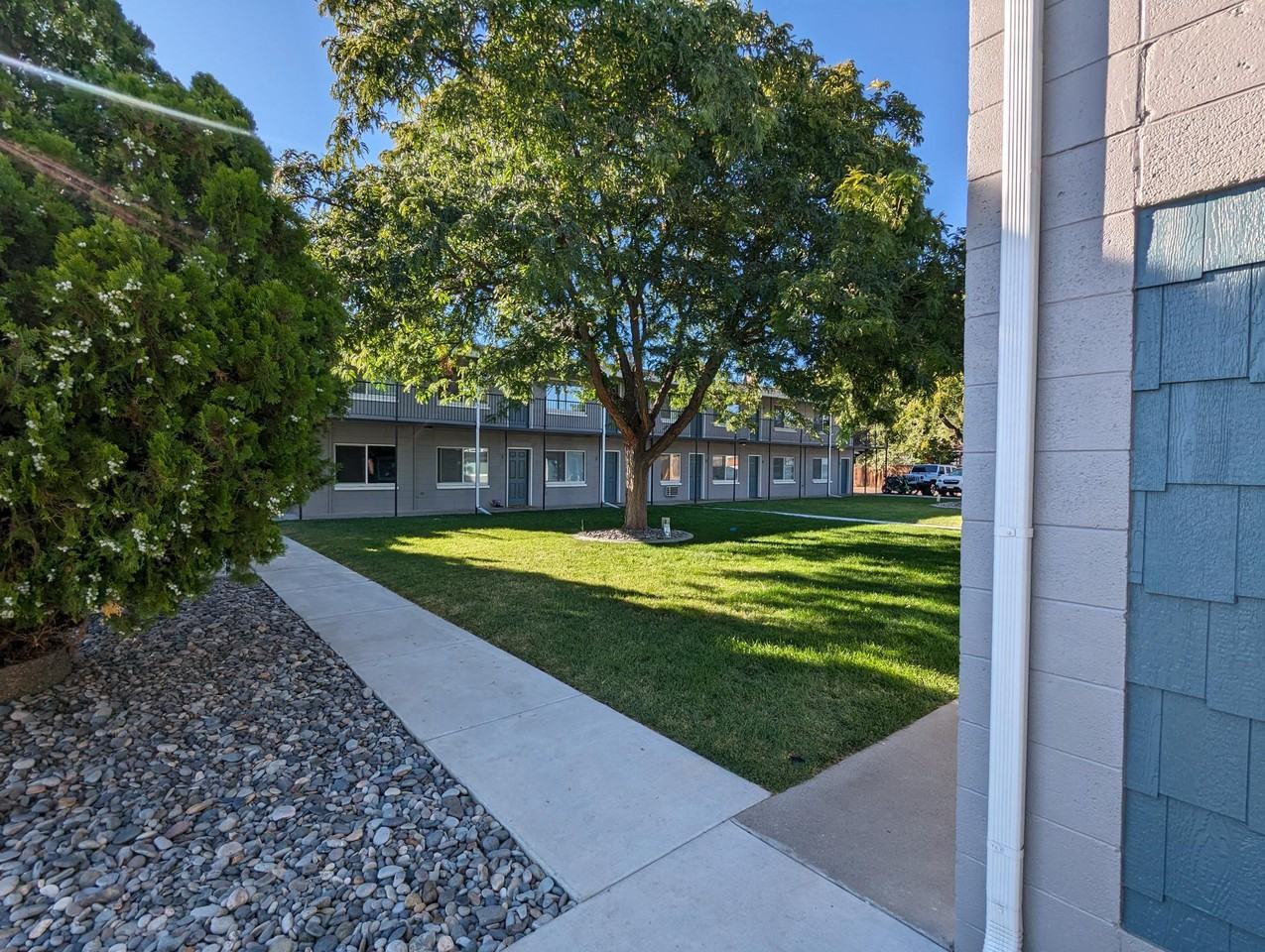 1330 Glenwood Ave #1 - Photo 3 of 15