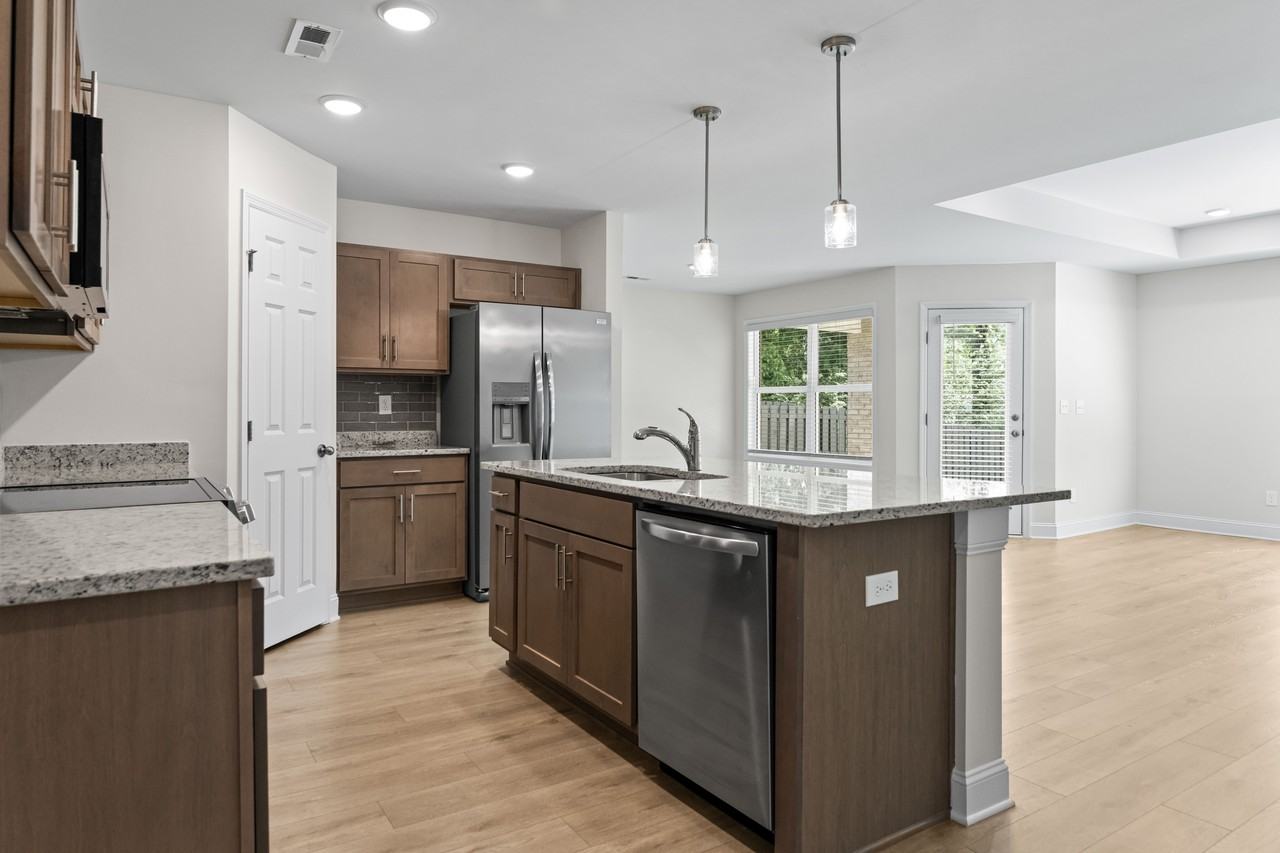 2125 Dawson Ln Ne #NA - Photo 3 of 22