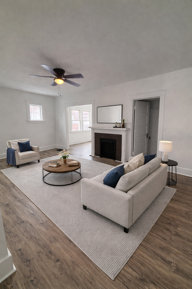 504 W 29th St #2 - Photo 2 of 21