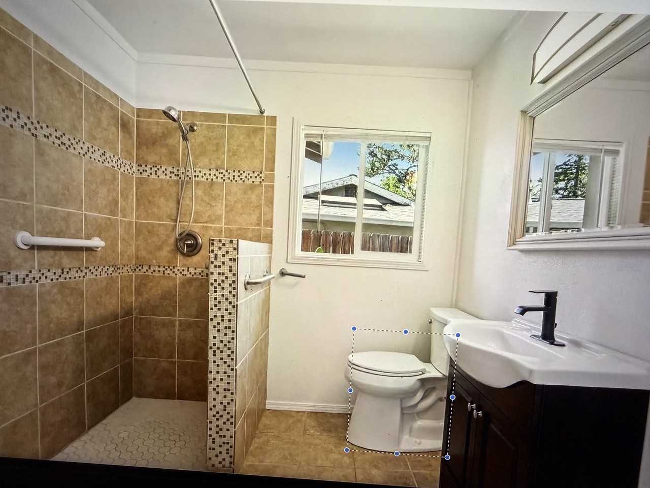 546 Pinewood Dr #NA - Photo 4 of 8
