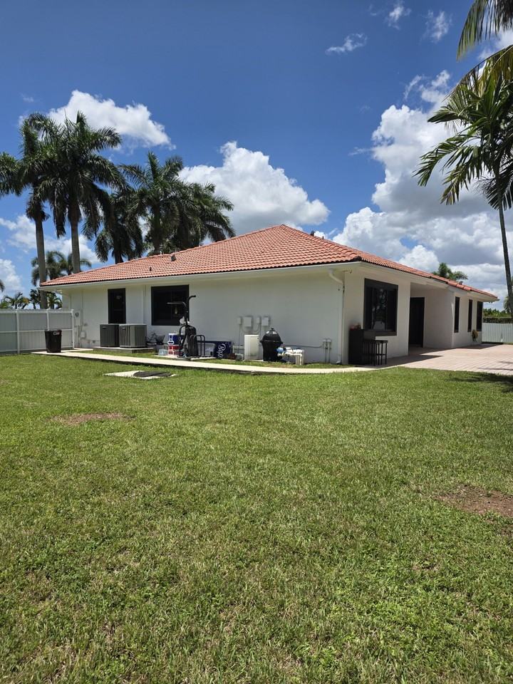 18245 Sw 228th St #NA - Photo 3 of 10