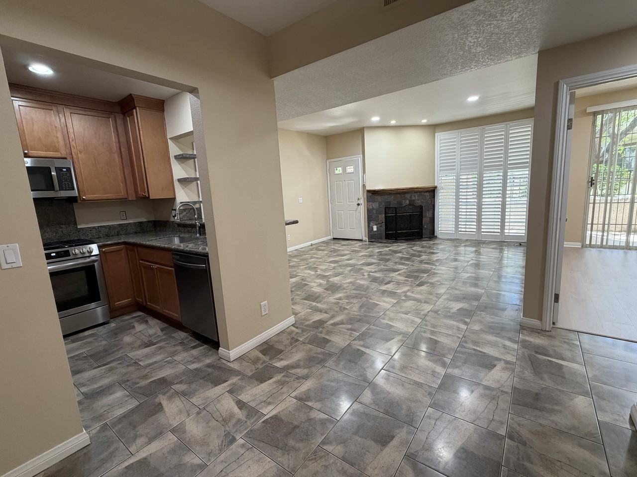 24111 Del Monte Dr #3 - Photo 4 of 35