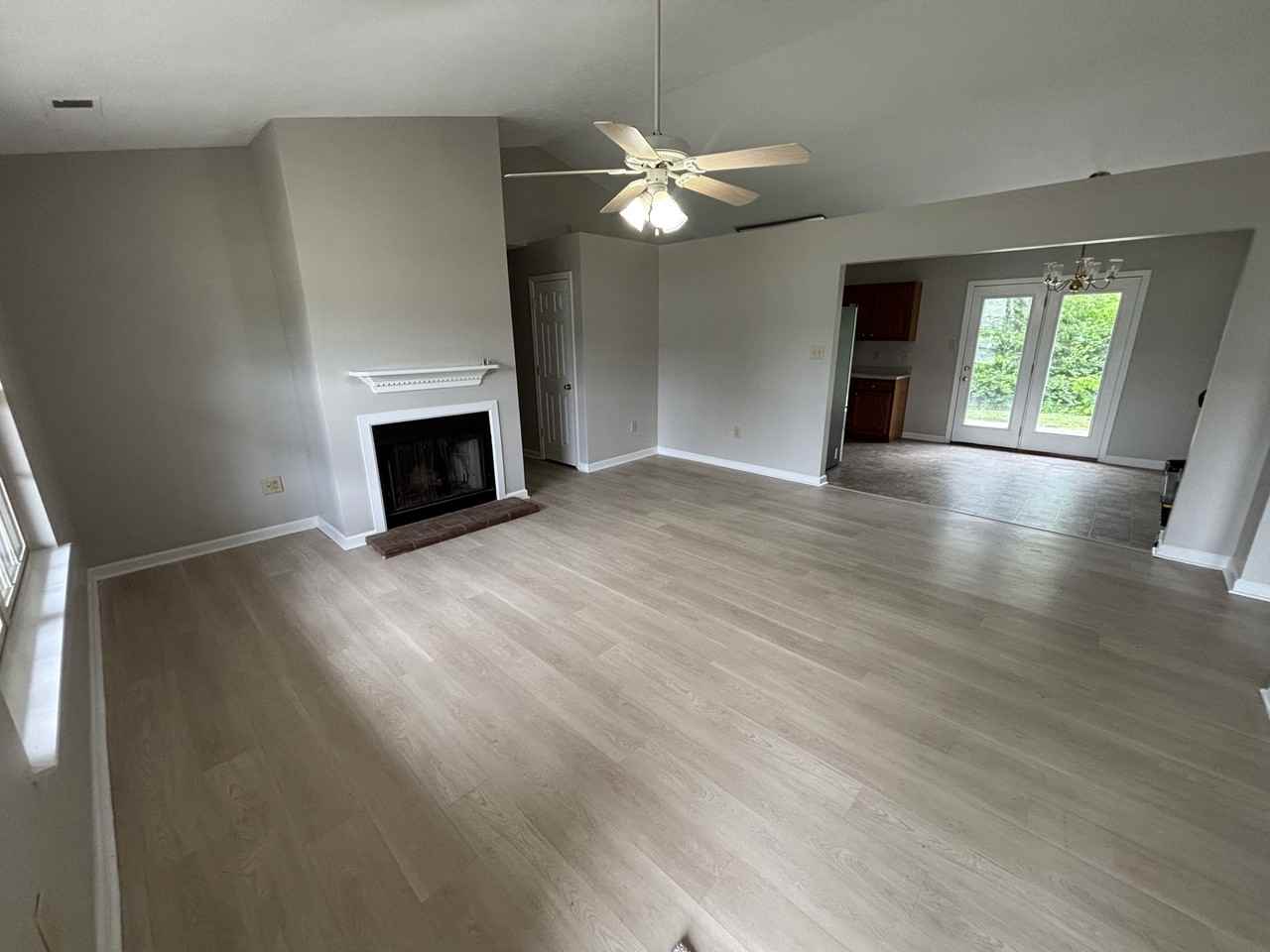 513 Kevin Dr #NA - Photo 3 of 23