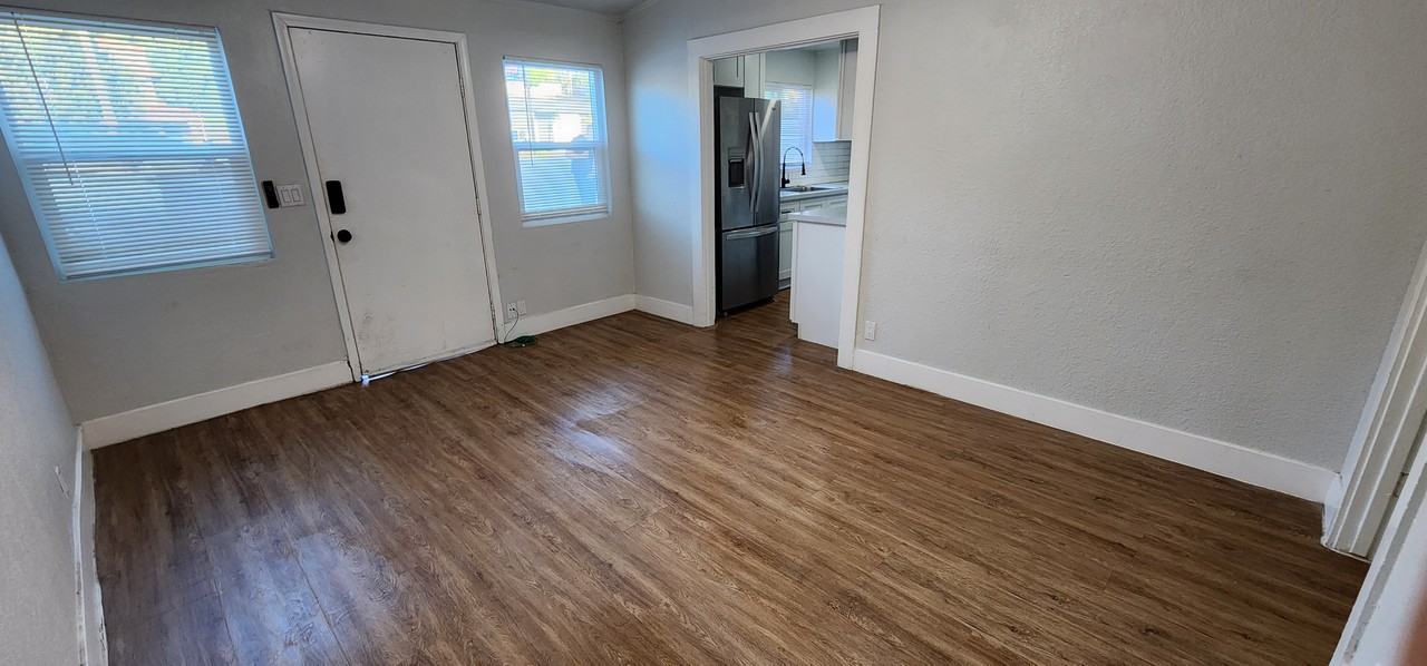 331 S Main Ave #NA - Photo 7 of 13