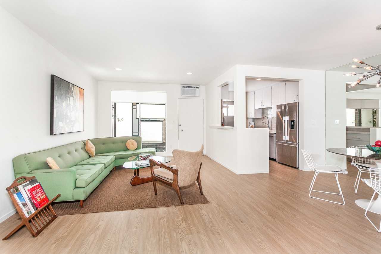 936 N San Vicente Blvd #8 - Photo 3 of 19