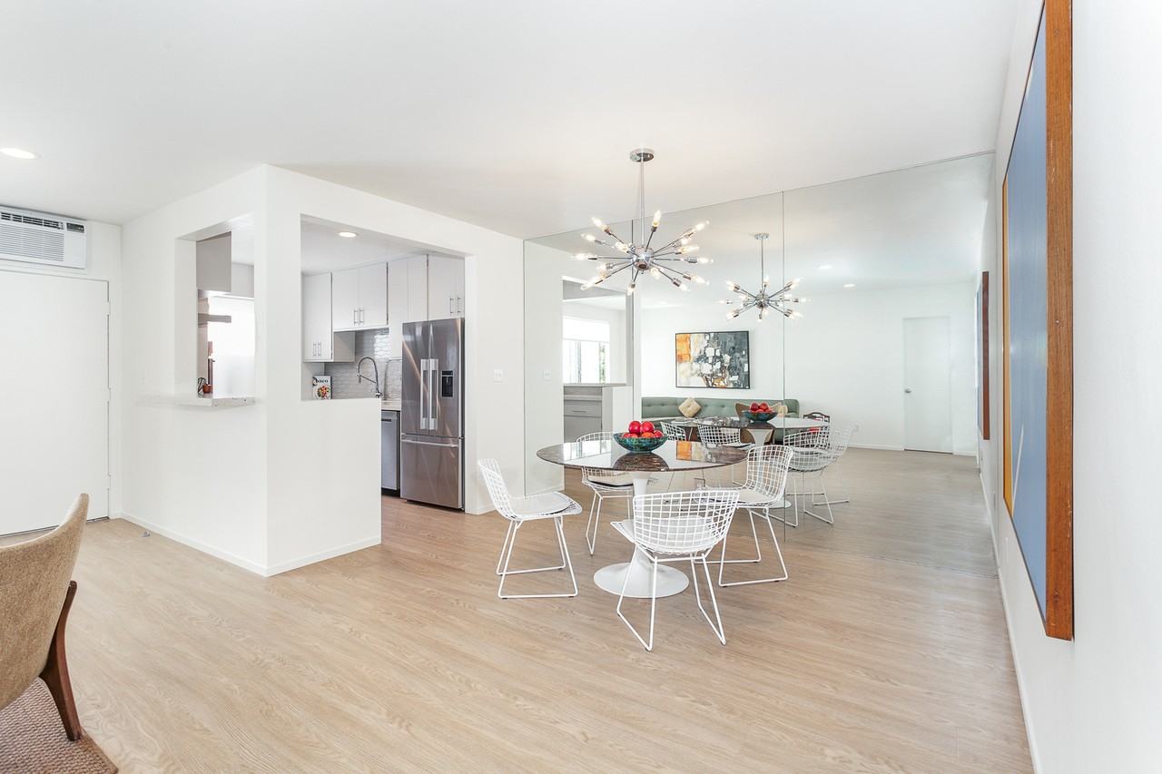 936 N San Vicente Blvd #8 - Photo 4 of 19