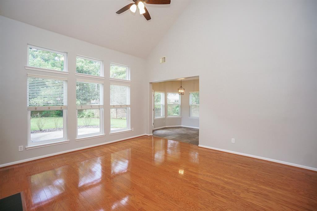 22402 Teagarden Ct #NA - Photo 3 of 27