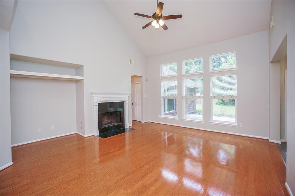 22402 Teagarden Ct #NA - Photo 4 of 27
