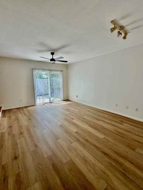 3721 W Cass St #21 - Photo 3 of 13