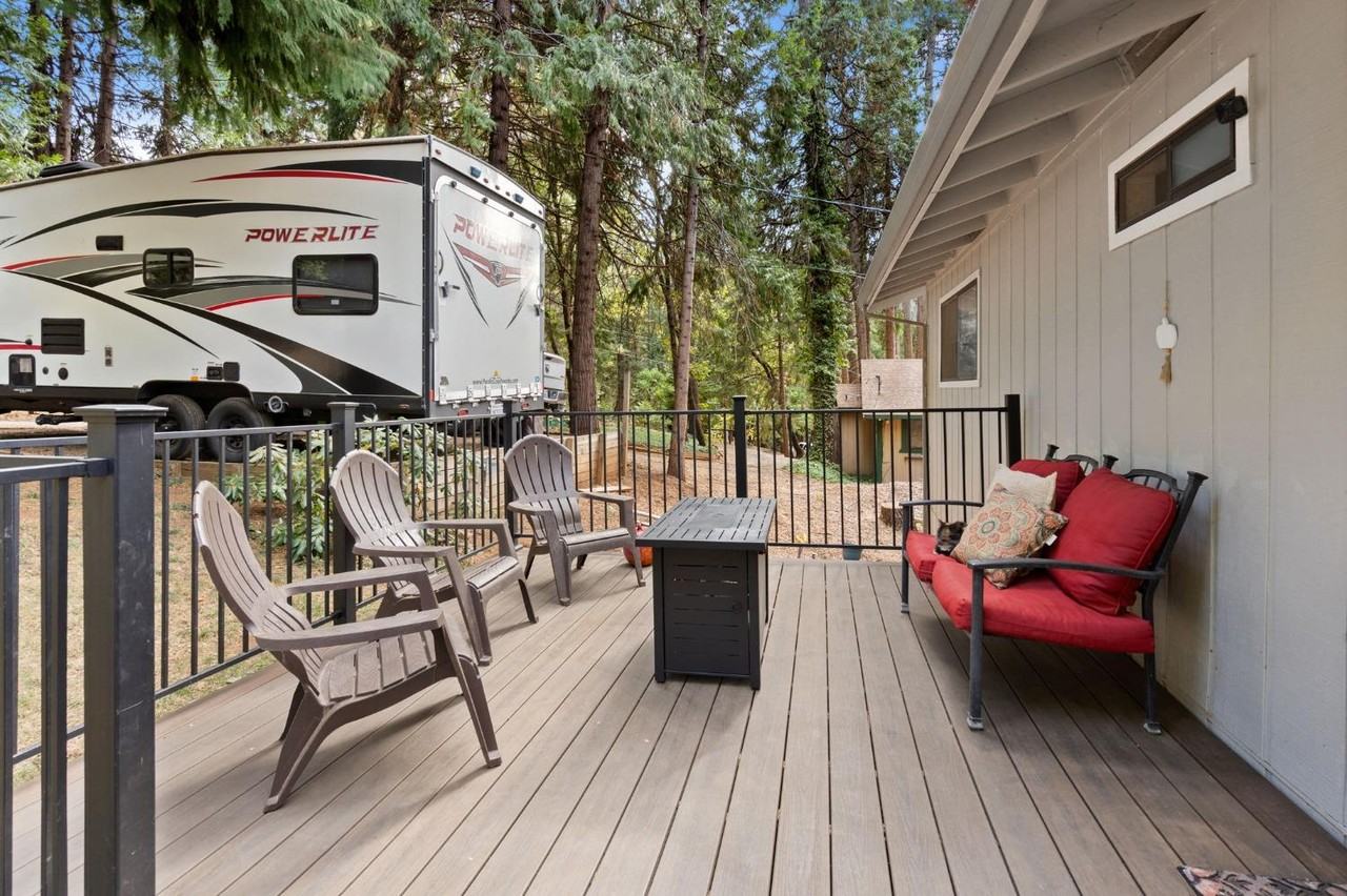 2752 Douglas Fir Dr #NA - Photo 3 of 28