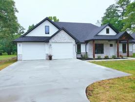 305 Brentwood Dr #NA - Photo 1 of 1