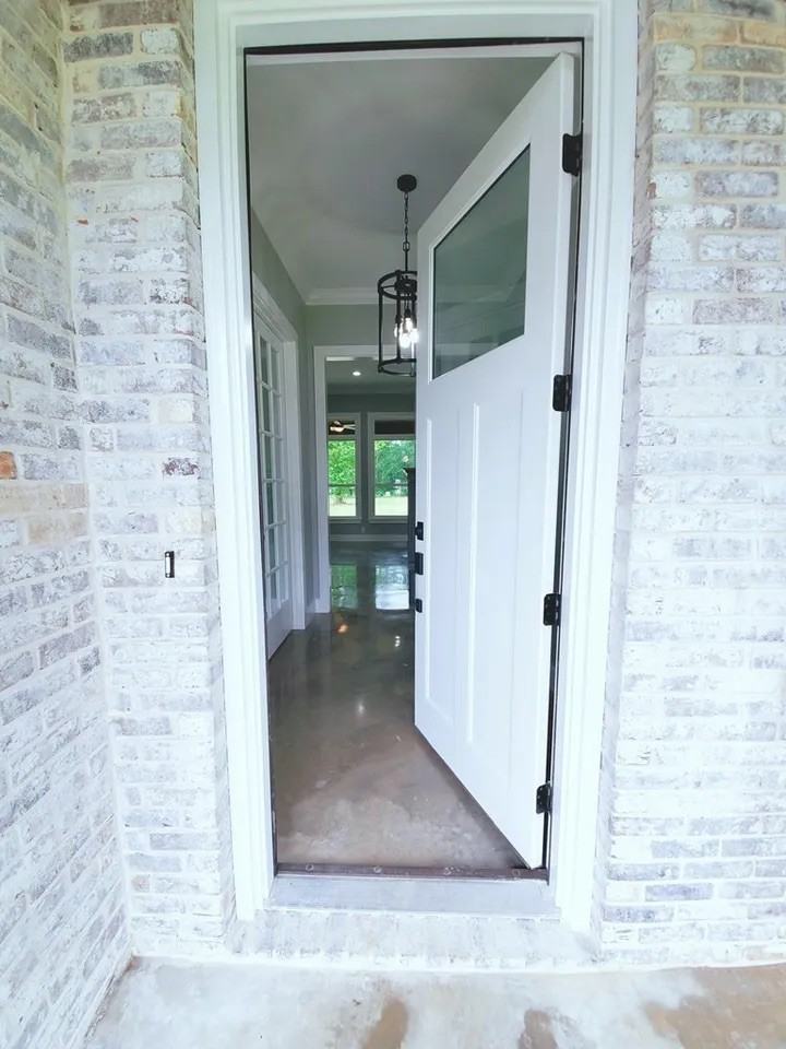 305 Brentwood Dr #NA - Photo 3 of 21