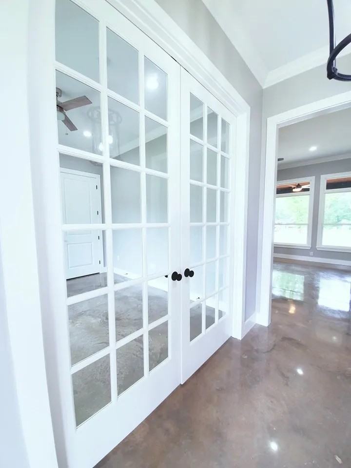 305 Brentwood Dr #NA - Photo 4 of 21