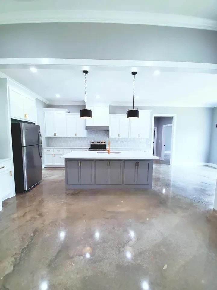 305 Brentwood Dr #NA - Photo 7 of 21