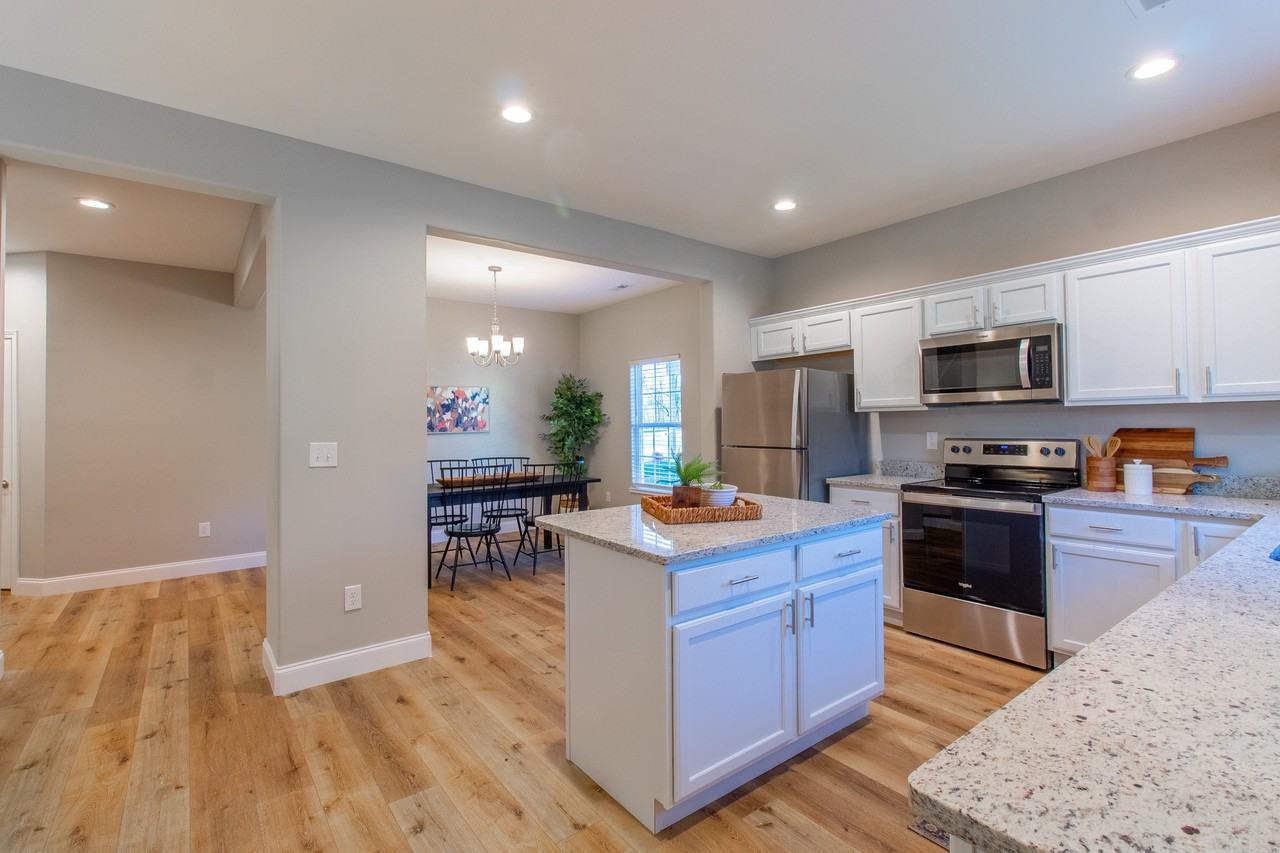 3445 Frylee Ct #NA - Photo 3 of 32