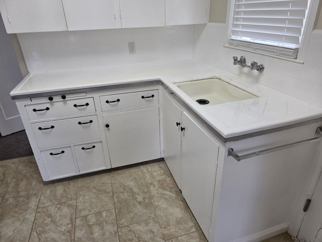 206 E 4800 S #206 - Photo 6 of 18