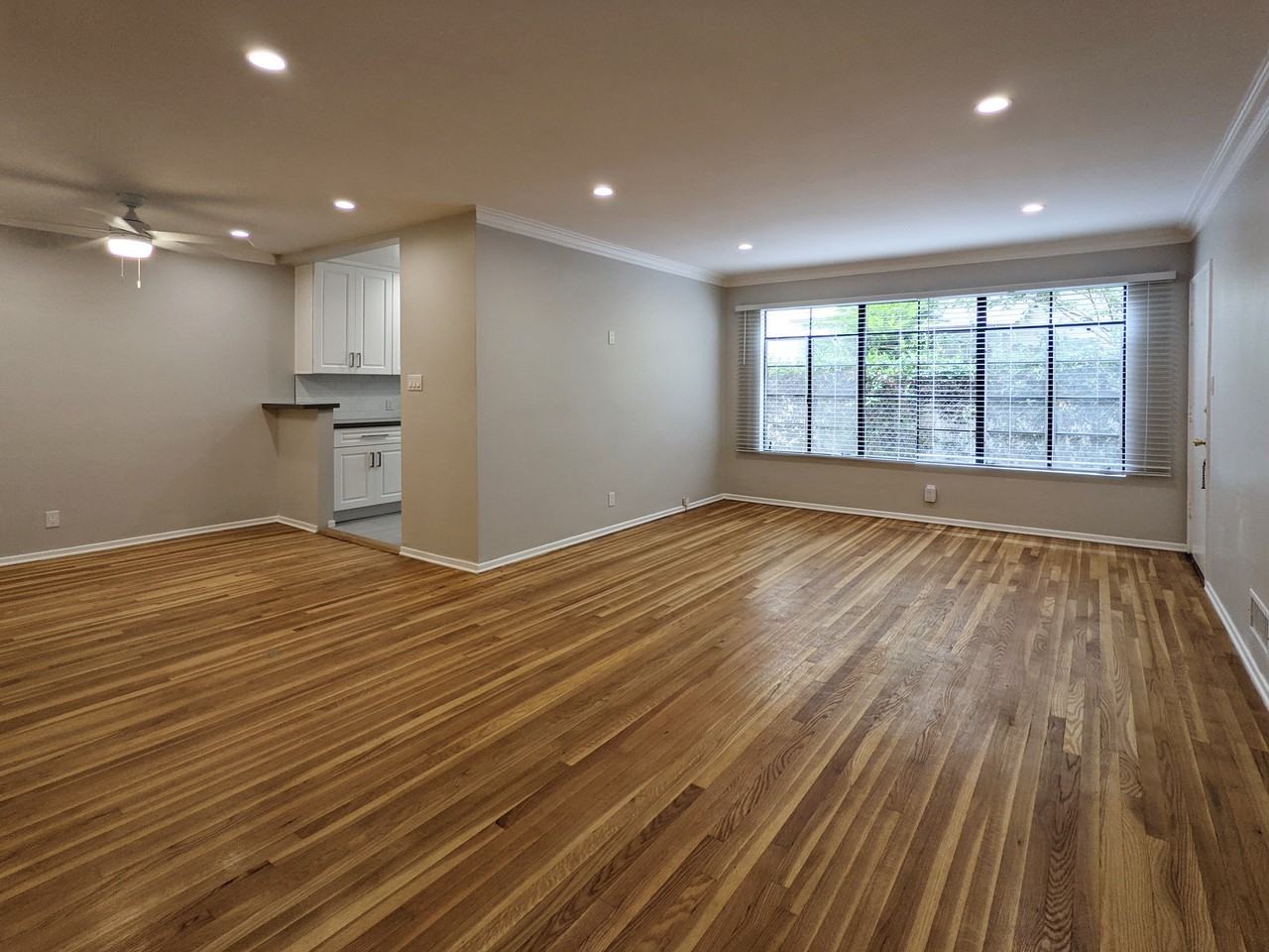 458 S Oakhurst Dr #5 - Photo 2 of 20