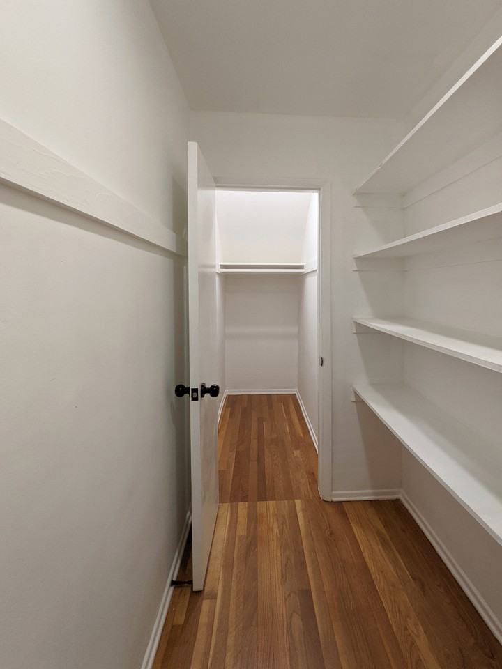 458 S Oakhurst Dr #5 - Photo 3 of 20