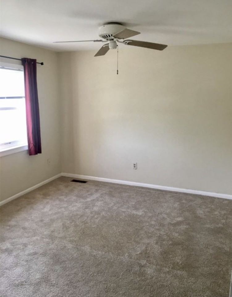 176 Chester Ct #176 - Photo 7 of 9