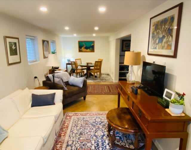 923 Margaret St #NA - Photo 2 of 10