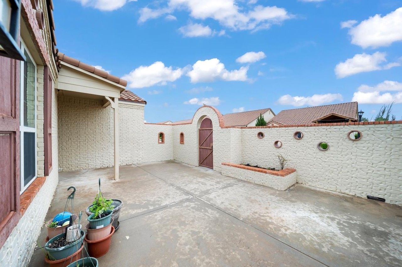 3742 W Austin St #NA - Photo 3 of 23