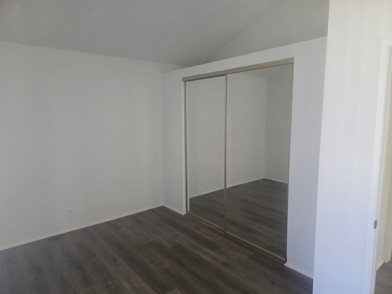 371 N Oak St #F - Photo 6 of 13