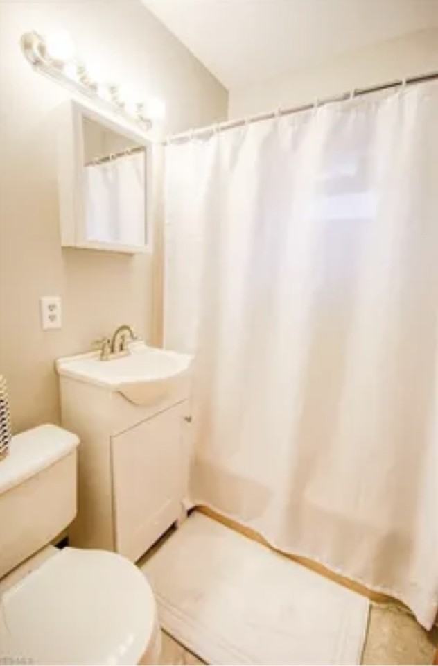 1735 Shatto Ave #NA - Photo 2 of 5