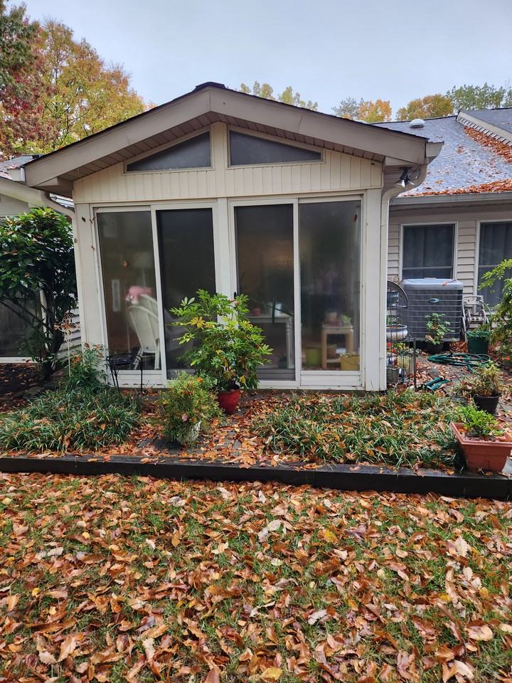928 Shipmaster Ct - Photo 3 of 11
