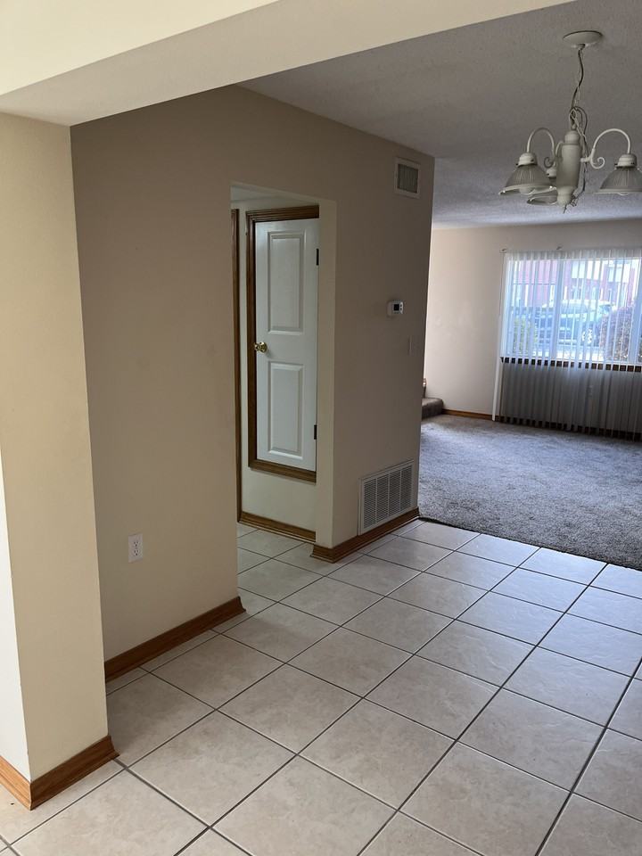848 Stonegate Ct #848 - Photo 7 of 16
