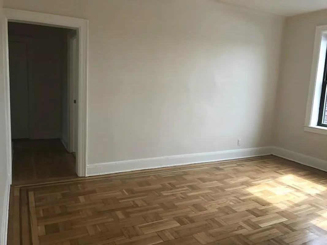 47-05 44th Street #B5 - Photo 3 of 6