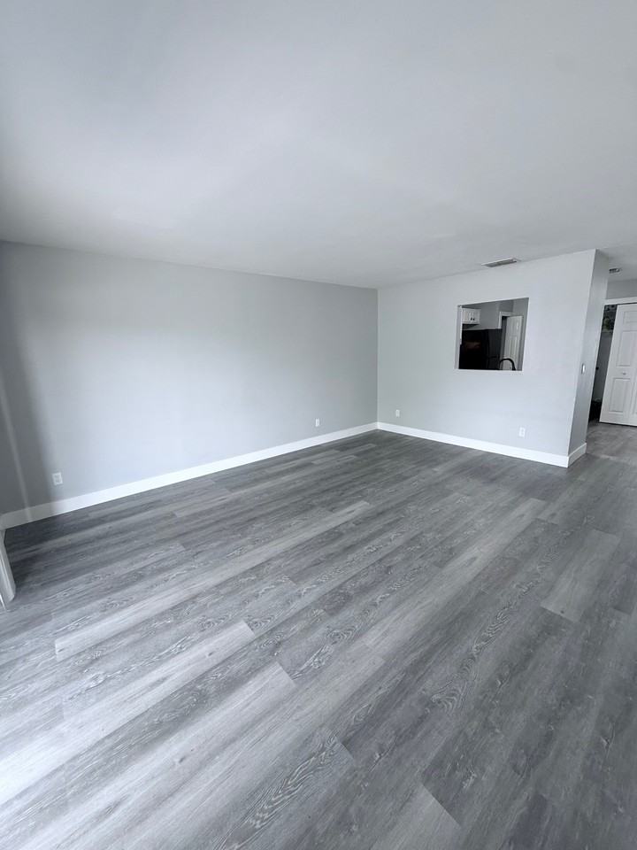 5318 28th St Sw #NA - Photo 2 of 14