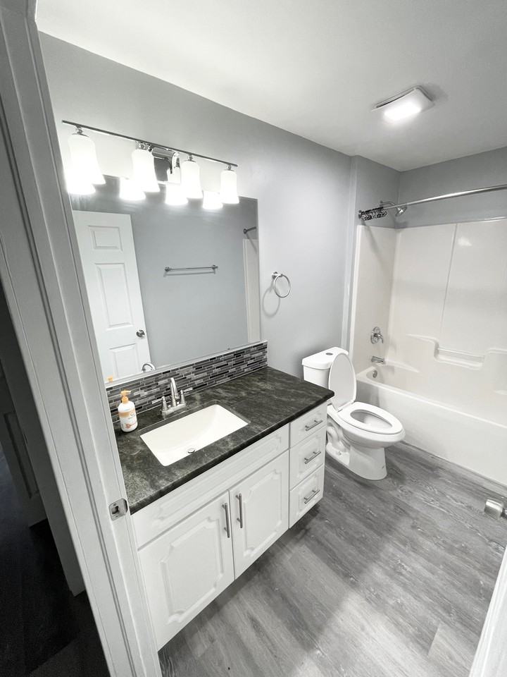5318 28th St Sw #NA - Photo 4 of 14
