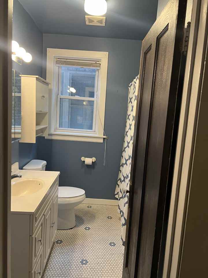 3906 W Leland Ave #NA - Photo 3 of 11