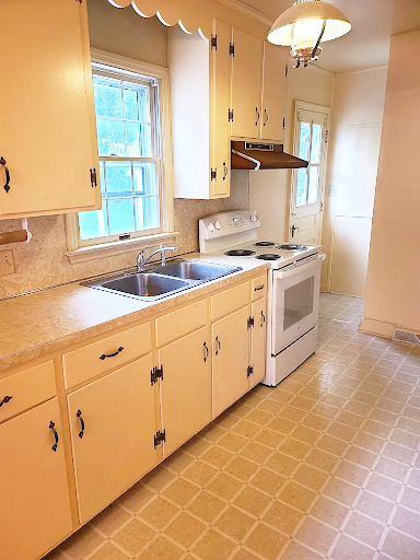 13323 Fountain Head Rd #NA - Photo 7 of 17