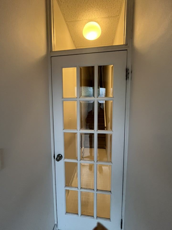 387 Roncesvalles Ave - Photo 2 of 13