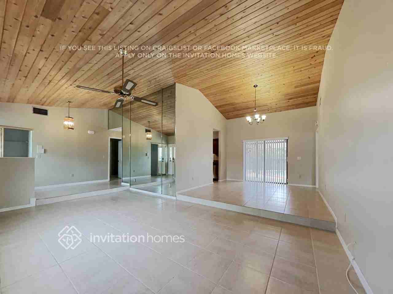 4069 Alpinia Ct S - Photo 3 of 20