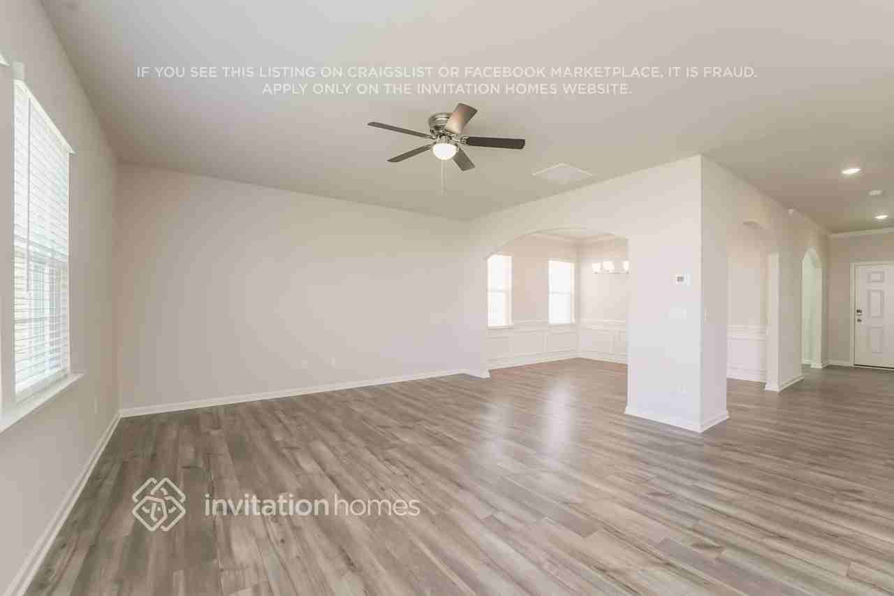 7003 Juneberry Way - Photo 6 of 20