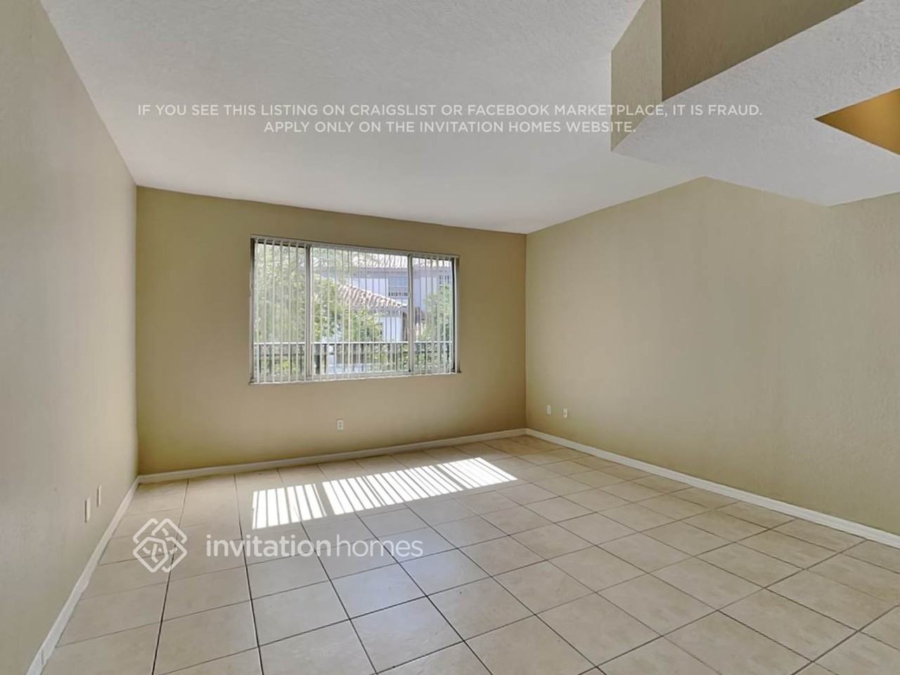 741 Sw 148th Ave #710 - Photo 4 of 16
